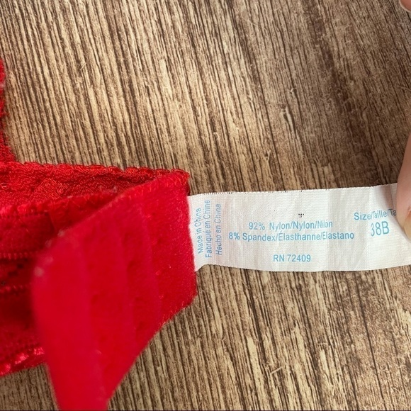 Red Lace Wire Bralette Size 38B - Picture 3 of 3